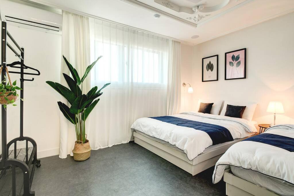 Hongdae 4Bed Room House Seoul Exterior photo